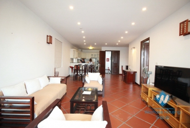 Cozy 2 bedroom apartment for rent on Tran Vu street